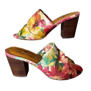 🌺 Patricia Nash Poema Leather Slide Sandal🌺